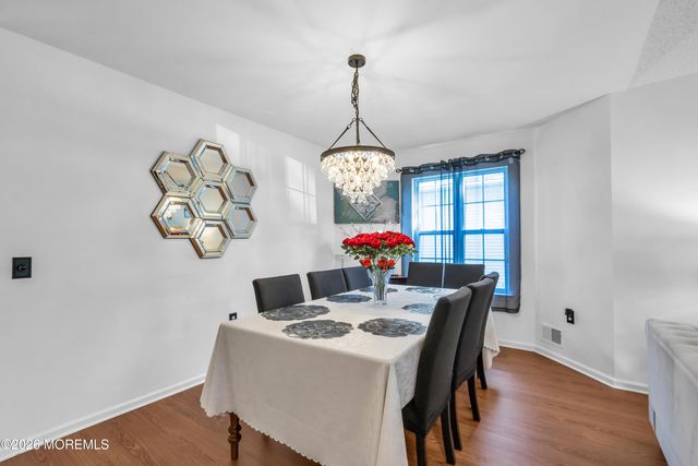 21 S Baker Drive, Jackson, NJ 08527