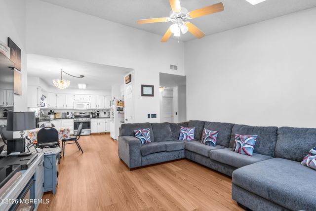 21 S Baker Drive, Jackson, NJ 08527