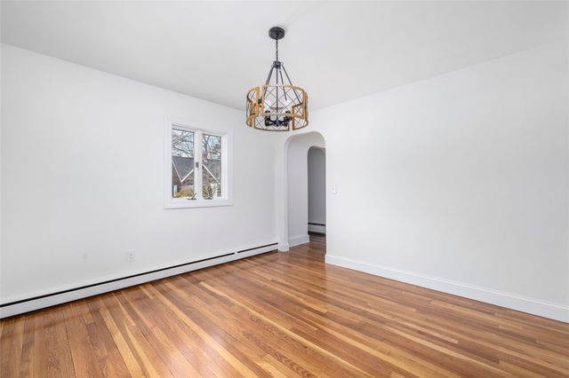 5 Woodland Avenue, Coventry, RI 02816