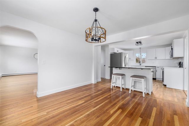 5 Woodland Avenue, Coventry, RI 02816