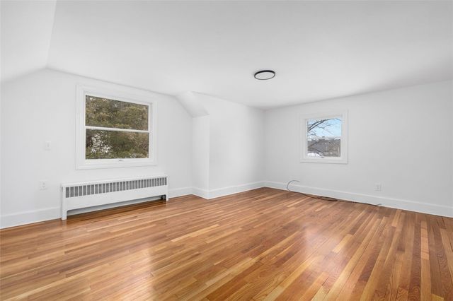 5 Woodland Avenue, Coventry, RI 02816