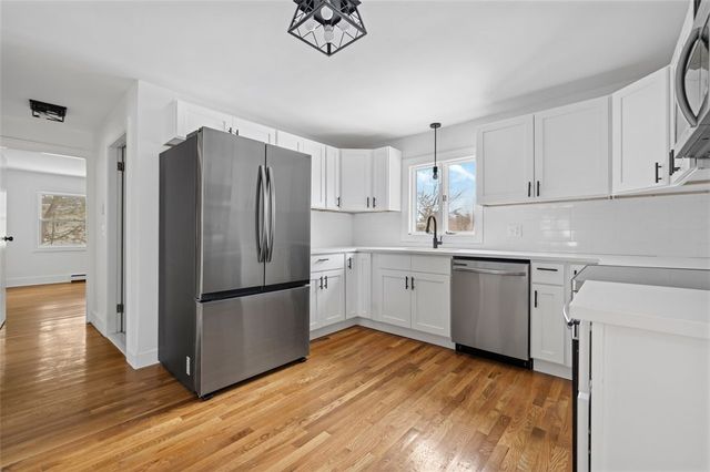 5 Woodland Avenue, Coventry, RI 02816