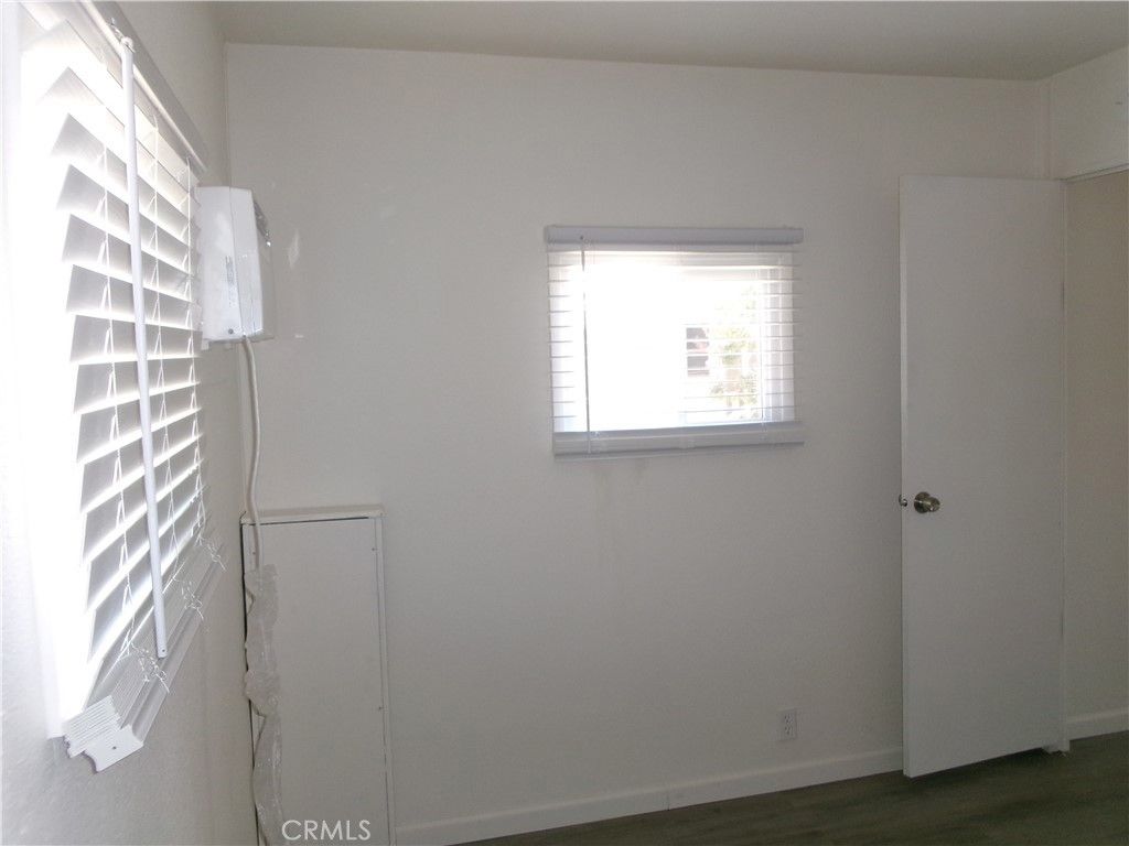 Image 13 of property listing at 1600 S San Jacinto Avenue 15, San Jacinto, CA 92583