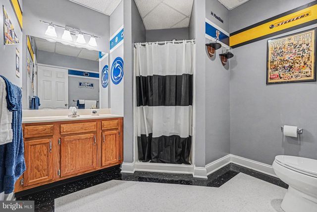 1905 CHRISTOPHER PL, Harrisburg, PA 17110