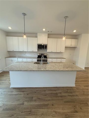 407 Nix Lane, Lawrenceville, GA 30046