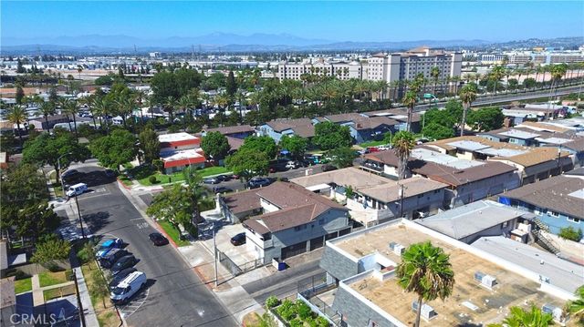 306 E Wakefield, Anaheim, CA 92802