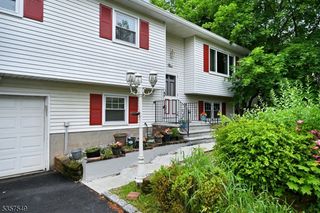 4 Maureen Ct, Parsippany-troy Hills Twp., NJ 07034