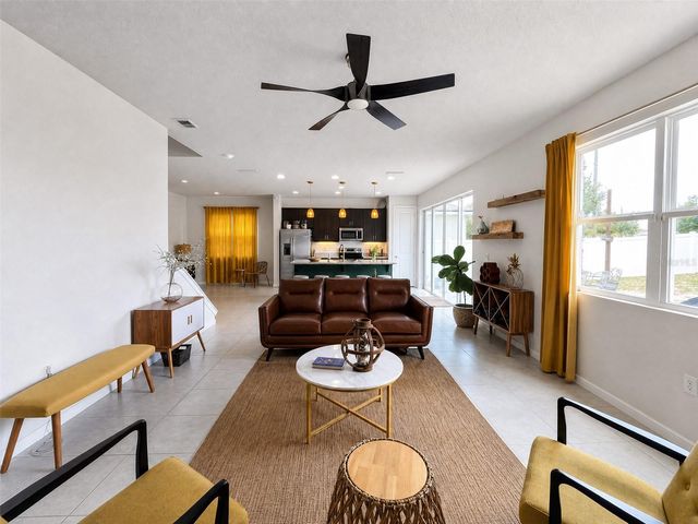 324 BUCHANNAN DRIVE, Davenport, FL 33837