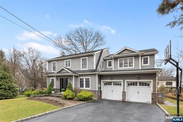 46 Sussex Road, Tenafly, NJ 07670