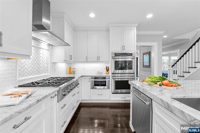 46 Sussex Road, Tenafly, NJ 07670