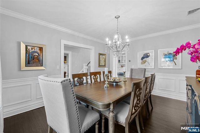 46 Sussex Road, Tenafly, NJ 07670