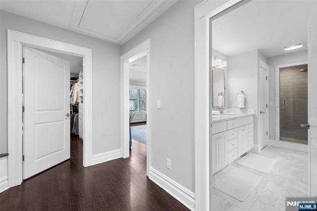 46 Sussex Road, Tenafly, NJ 07670