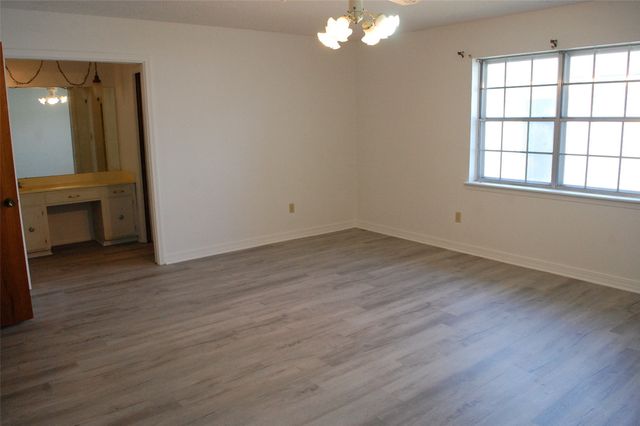 1931 Alfred Lane, Bossier City, LA 71112