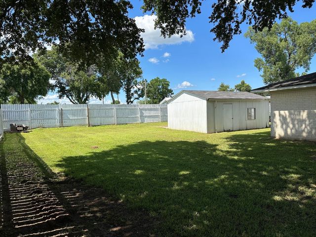 1931 Alfred Lane, Bossier City, LA 71112