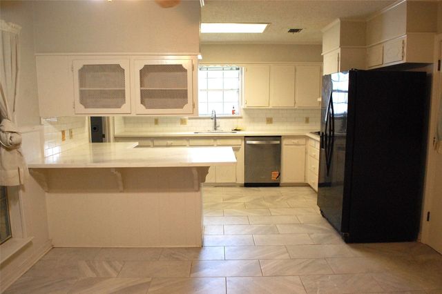 1931 Alfred Lane, Bossier City, LA 71112