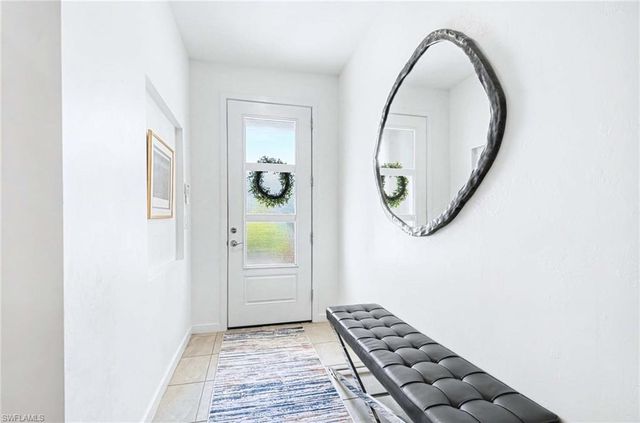 13045 Pembroke DR, Naples, FL 34105