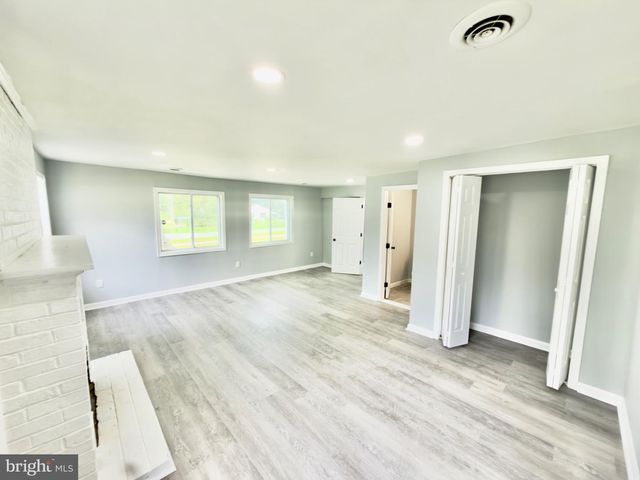 1509 AIRPORT LN, Accokeek, MD 20607