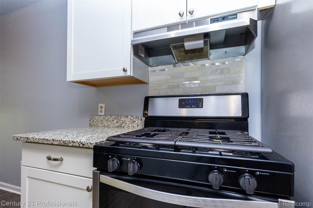 2650 Fenwick Court, Ann Arbor, MI 48104