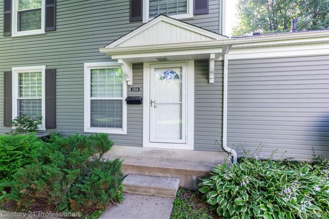 2650 Fenwick Court, Ann Arbor, MI 48104