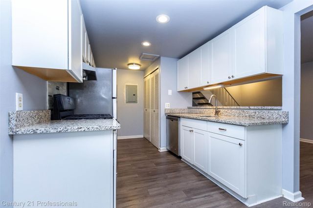 2650 Fenwick Court, Ann Arbor, MI 48104