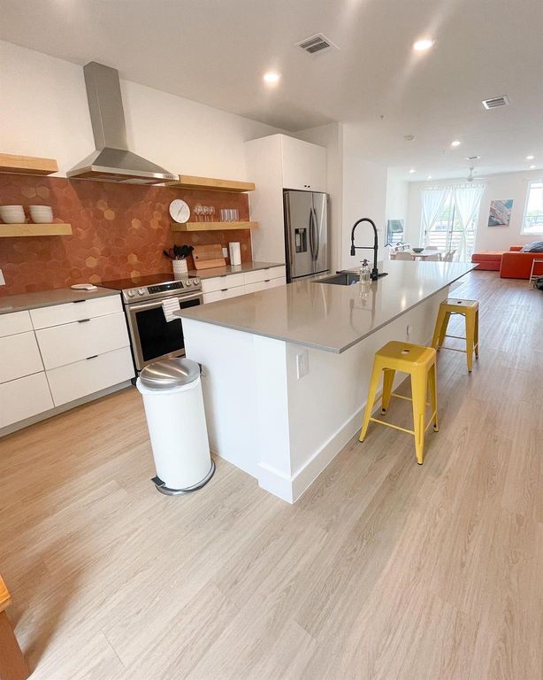 2709 E 5th ST 1201, Austin, TX 78702