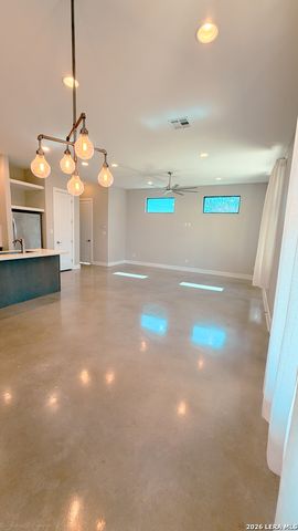 203 Nogalitos St Unit 12, San Antonio, TX 78204