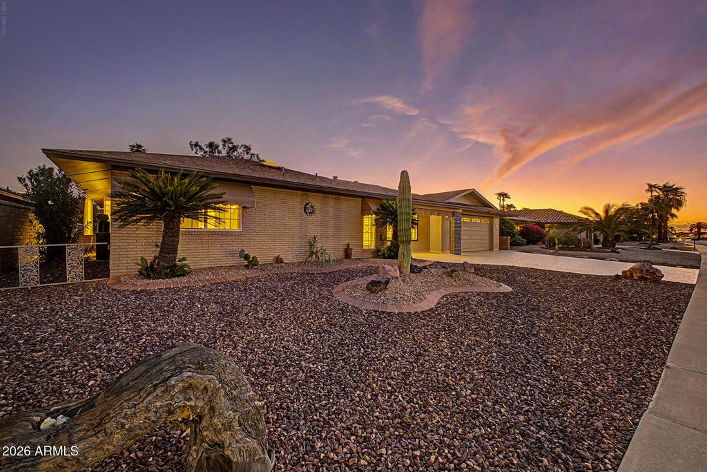 9507 W COUNTRY CLUB Drive, Sun City, AZ 85373 — exterior