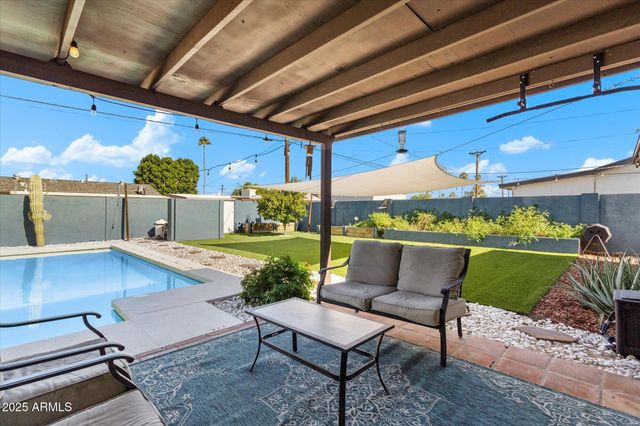 7842 E WILLETTA Street, Scottsdale, AZ 85257