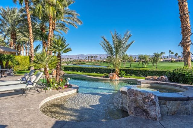 51528 Marbella Court, La Quinta, CA 92253