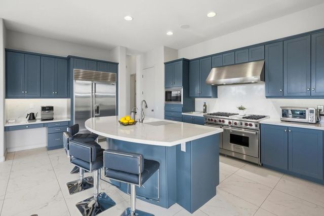 51528 Marbella Court, La Quinta, CA 92253