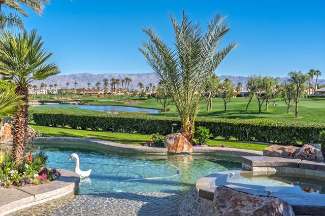 51528 Marbella Court, La Quinta, CA 92253