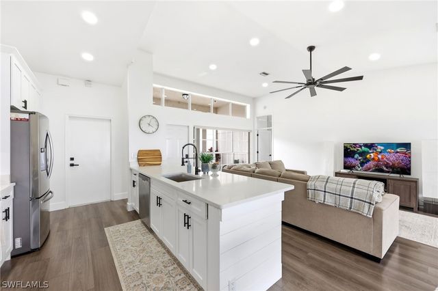 7287 Mill Pond CIR, Naples, FL 34109