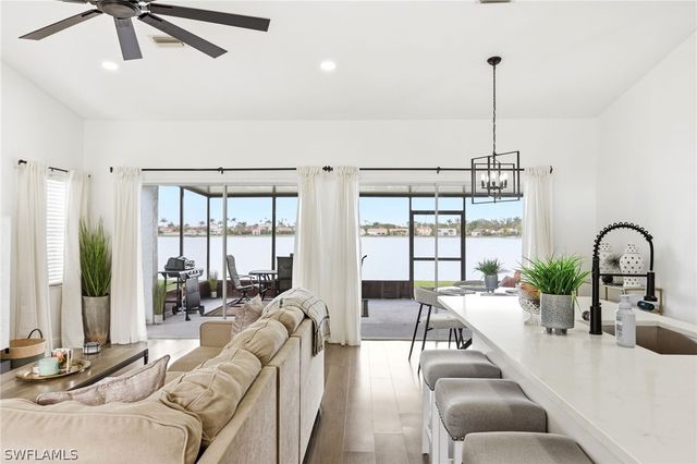 7287 Mill Pond CIR, Naples, FL 34109