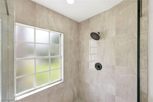 7287 Mill Pond CIR, Naples, FL 34109