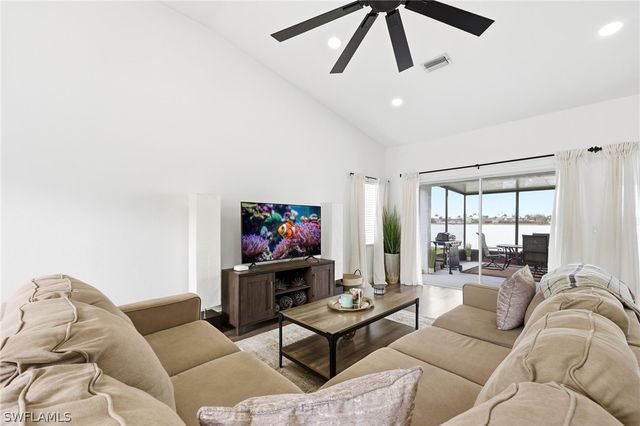 7287 Mill Pond CIR, Naples, FL 34109