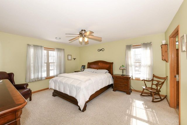 112 Eastfield COURT, Darien, WI 53114