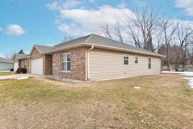 112 Eastfield COURT, Darien, WI 53114