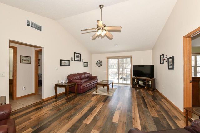 112 Eastfield COURT, Darien, WI 53114