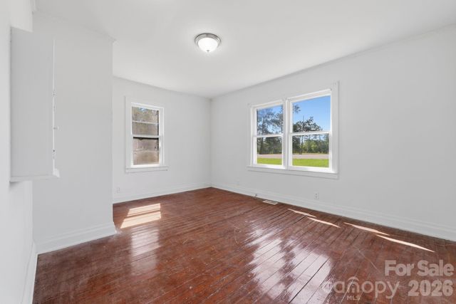 1208 E Arch Street, Lancaster, SC 29720