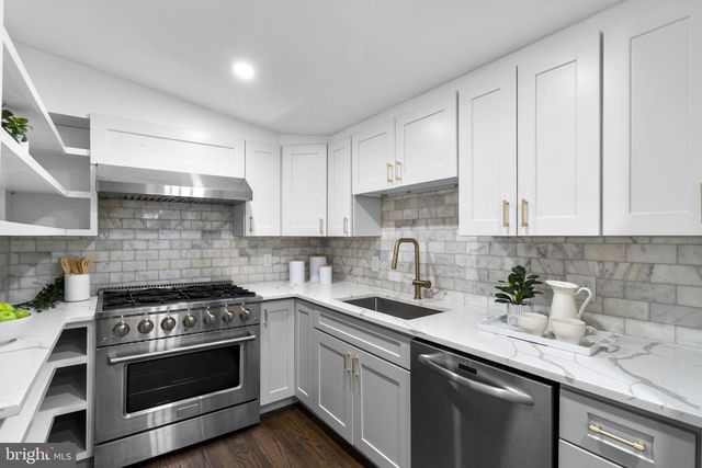 6923 RANDOLPH ST, Hyattsville, MD 20784