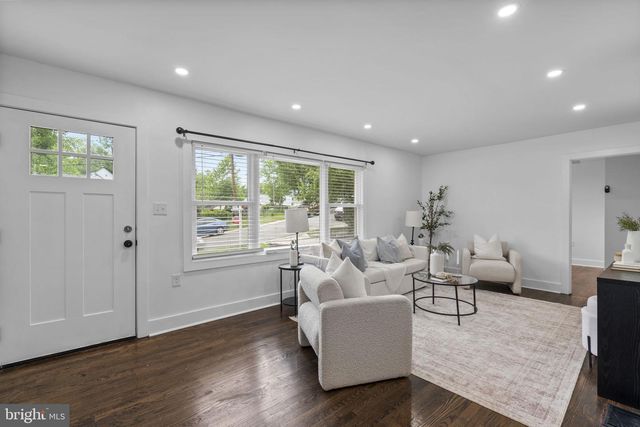 6923 RANDOLPH ST, Hyattsville, MD 20784