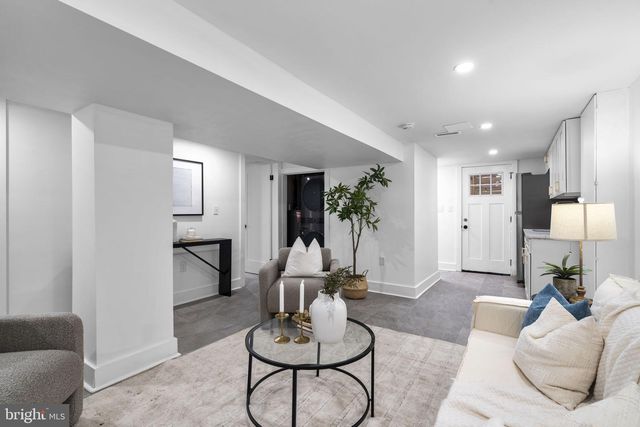 6923 RANDOLPH ST, Hyattsville, MD 20784