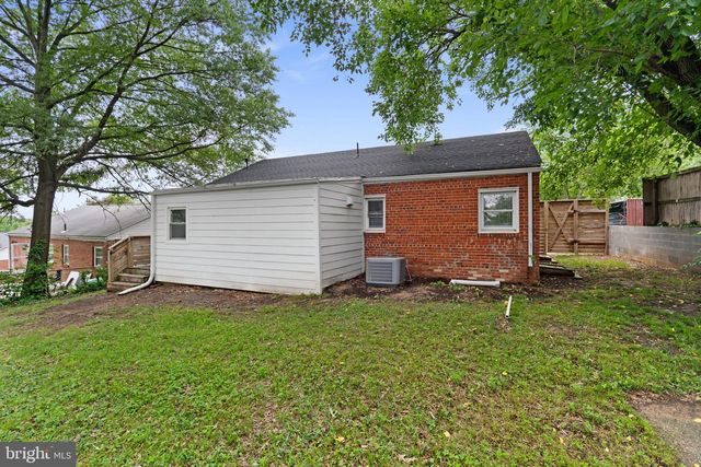 6923 RANDOLPH ST, Hyattsville, MD 20784