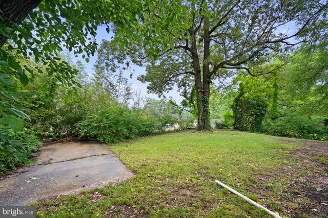 6923 RANDOLPH ST, Hyattsville, MD 20784