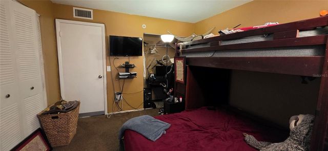 2117 LAKEWOOD CLUB DRIVE S 7A, St Petersburg, FL 33712