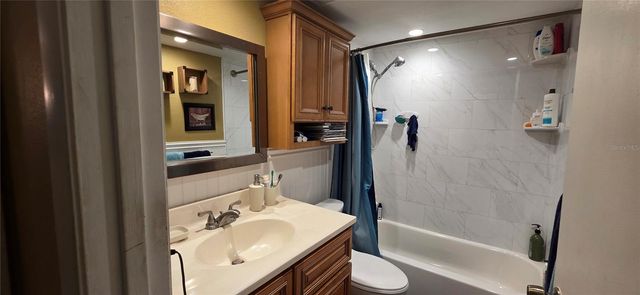 2117 LAKEWOOD CLUB DRIVE S 7A, St Petersburg, FL 33712