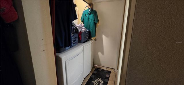 2117 LAKEWOOD CLUB DRIVE S 7A, St Petersburg, FL 33712