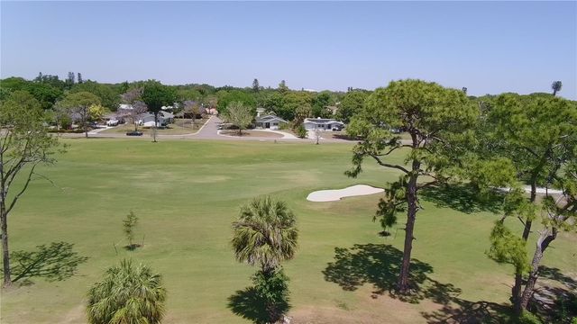 2117 LAKEWOOD CLUB DRIVE S 7A, St Petersburg, FL 33712