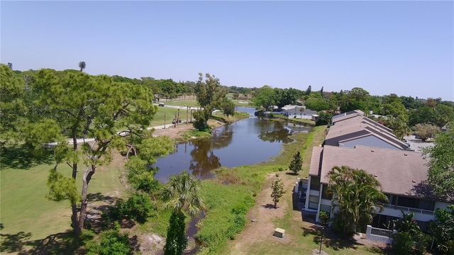 2117 LAKEWOOD CLUB DRIVE S 7A, St Petersburg, FL 33712