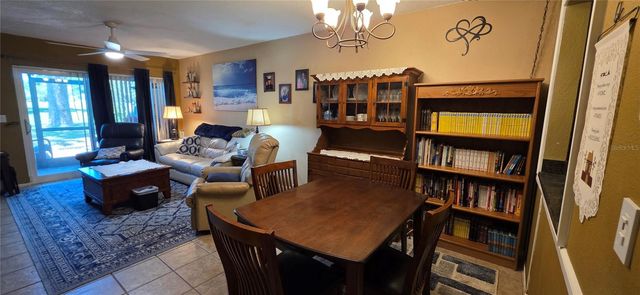 2117 LAKEWOOD CLUB DRIVE S 7A, St Petersburg, FL 33712